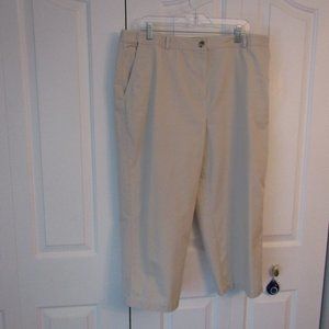 LL Bean Wrinkle-Free Bayside Cropped Pants